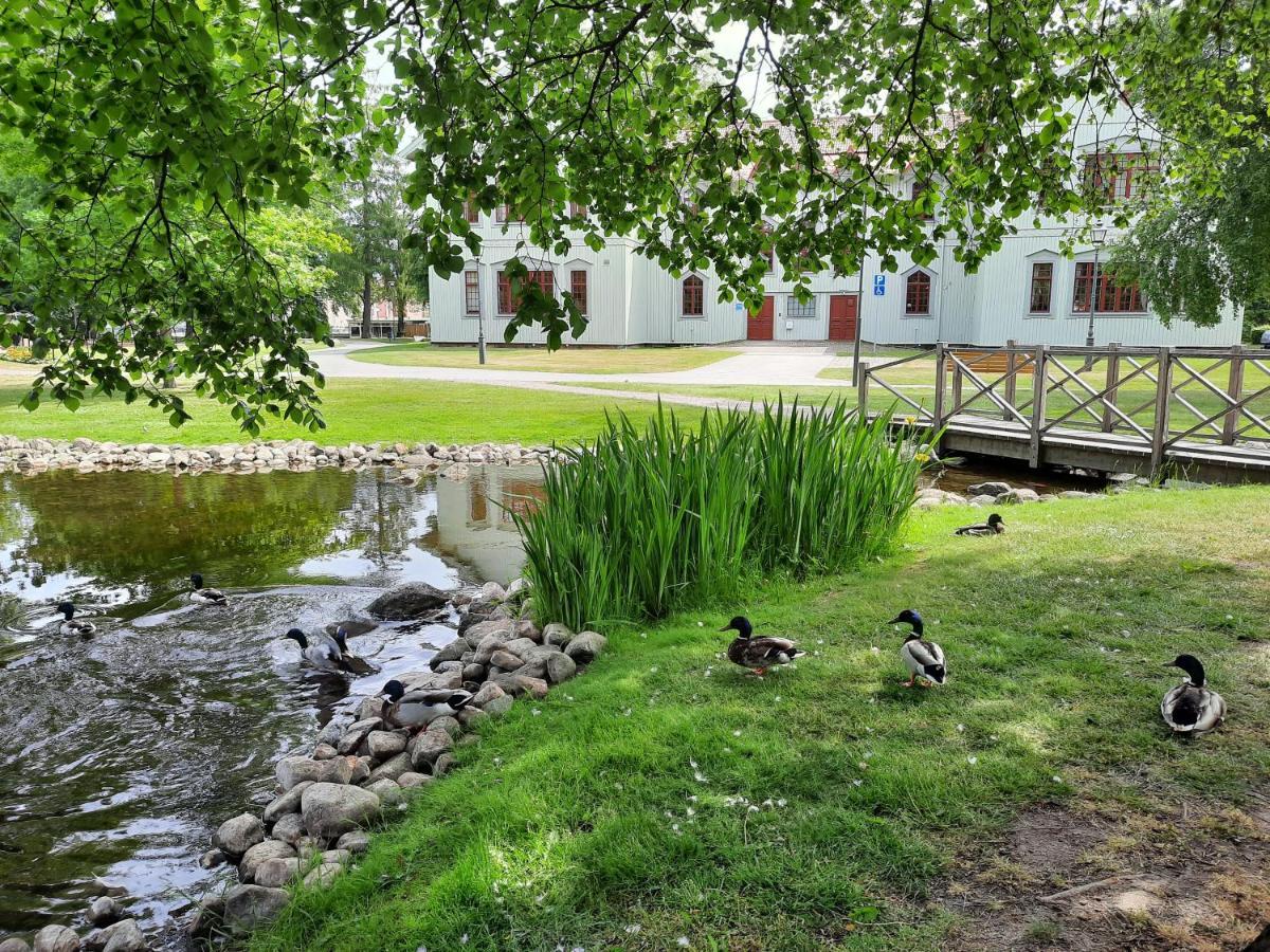 Broholm Bed&Breakfast Lidkoping Exterior photo